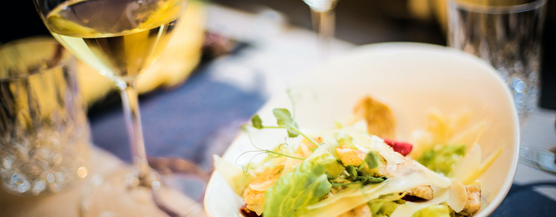 VIN BLANC POISSON 1920X750 | Vins gîtes Fugler Quel vin blanc alsacien avec du poisson ? Wittelsheim